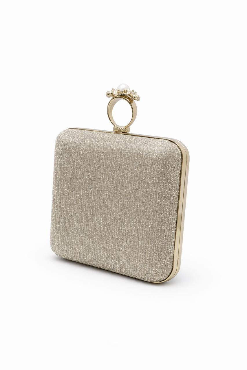 Square Ring Clutch