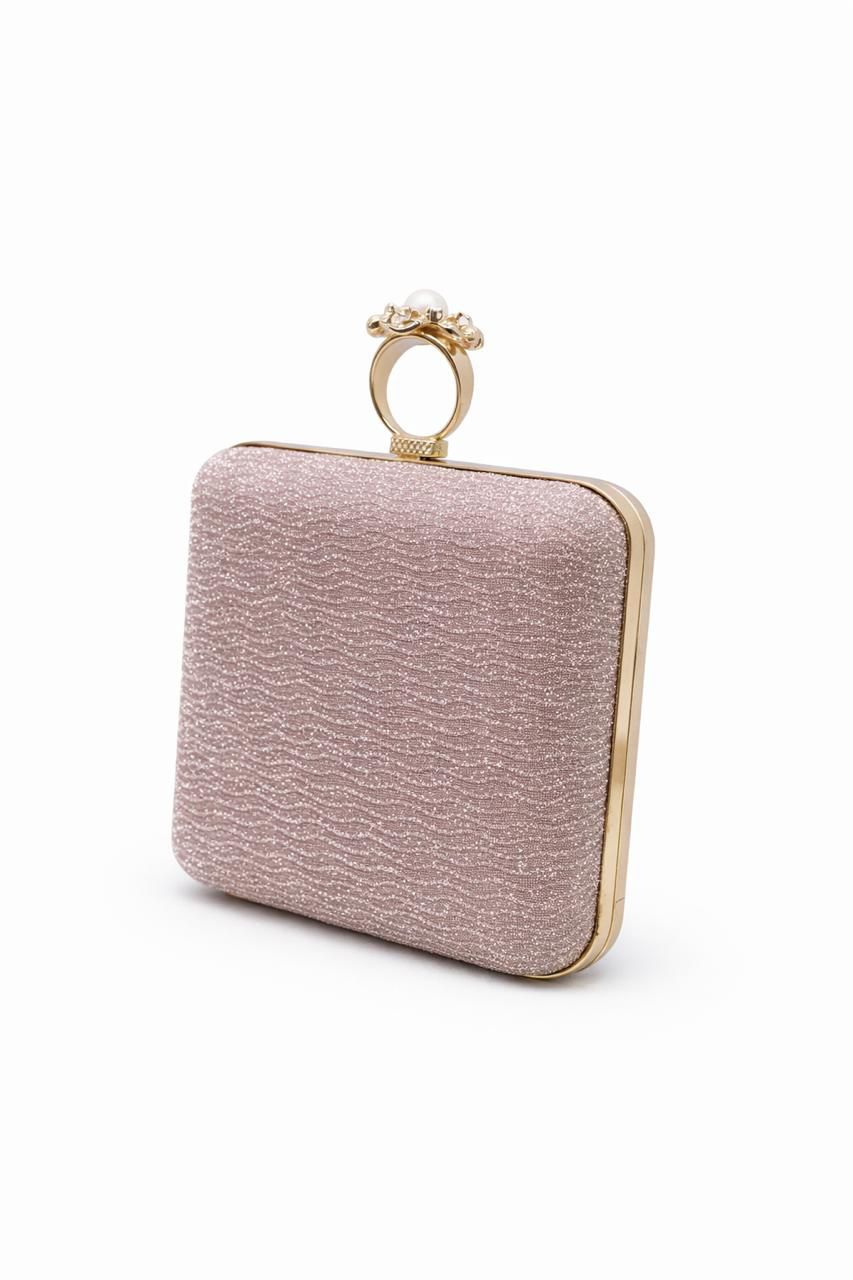 Square Ring Clutch
