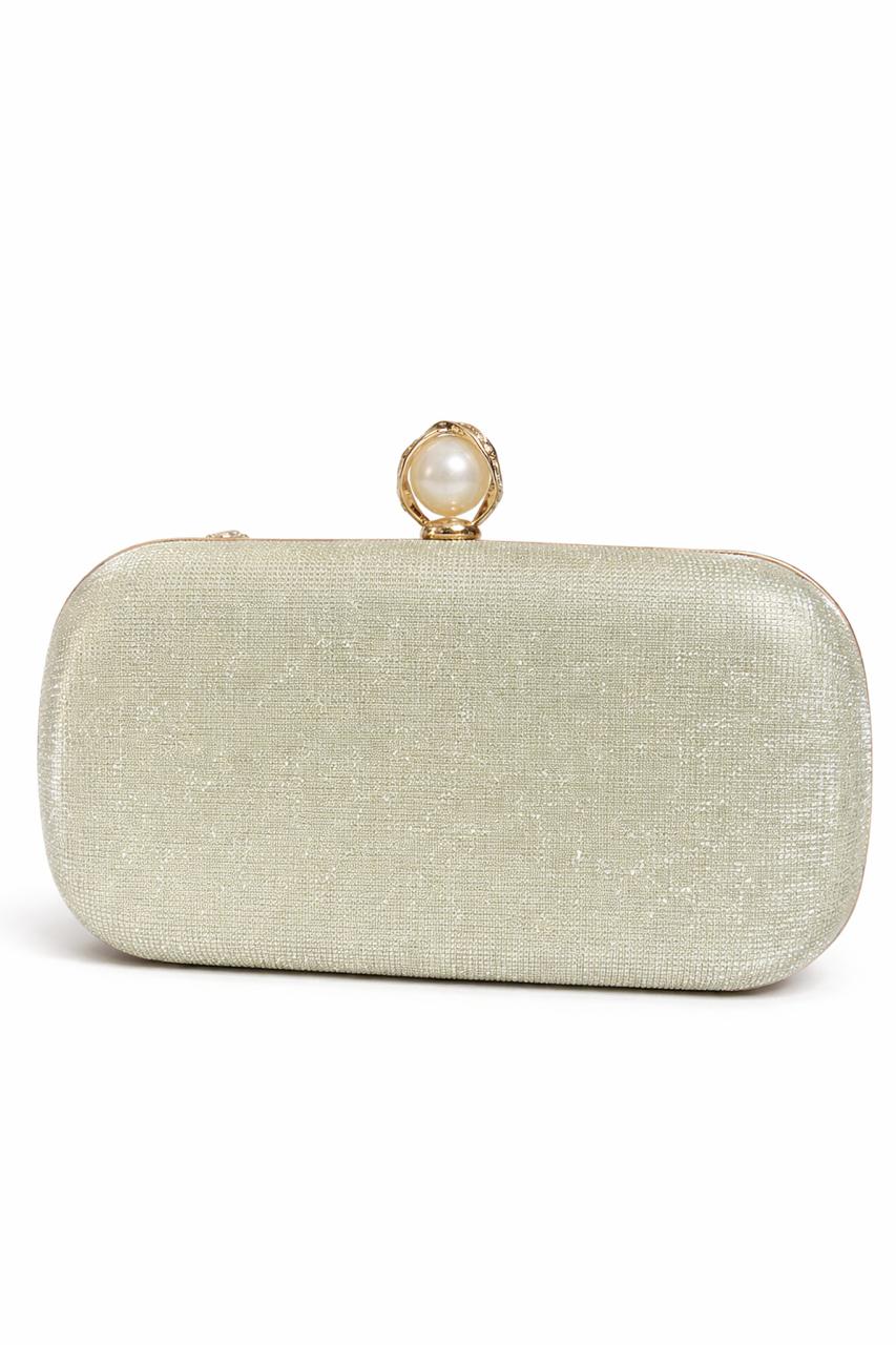 Pearl Ring Fancy Clutch