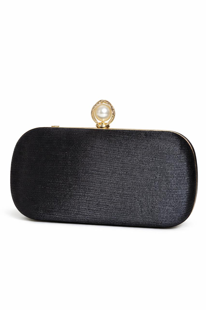 Pearl Ring Fancy Clutch