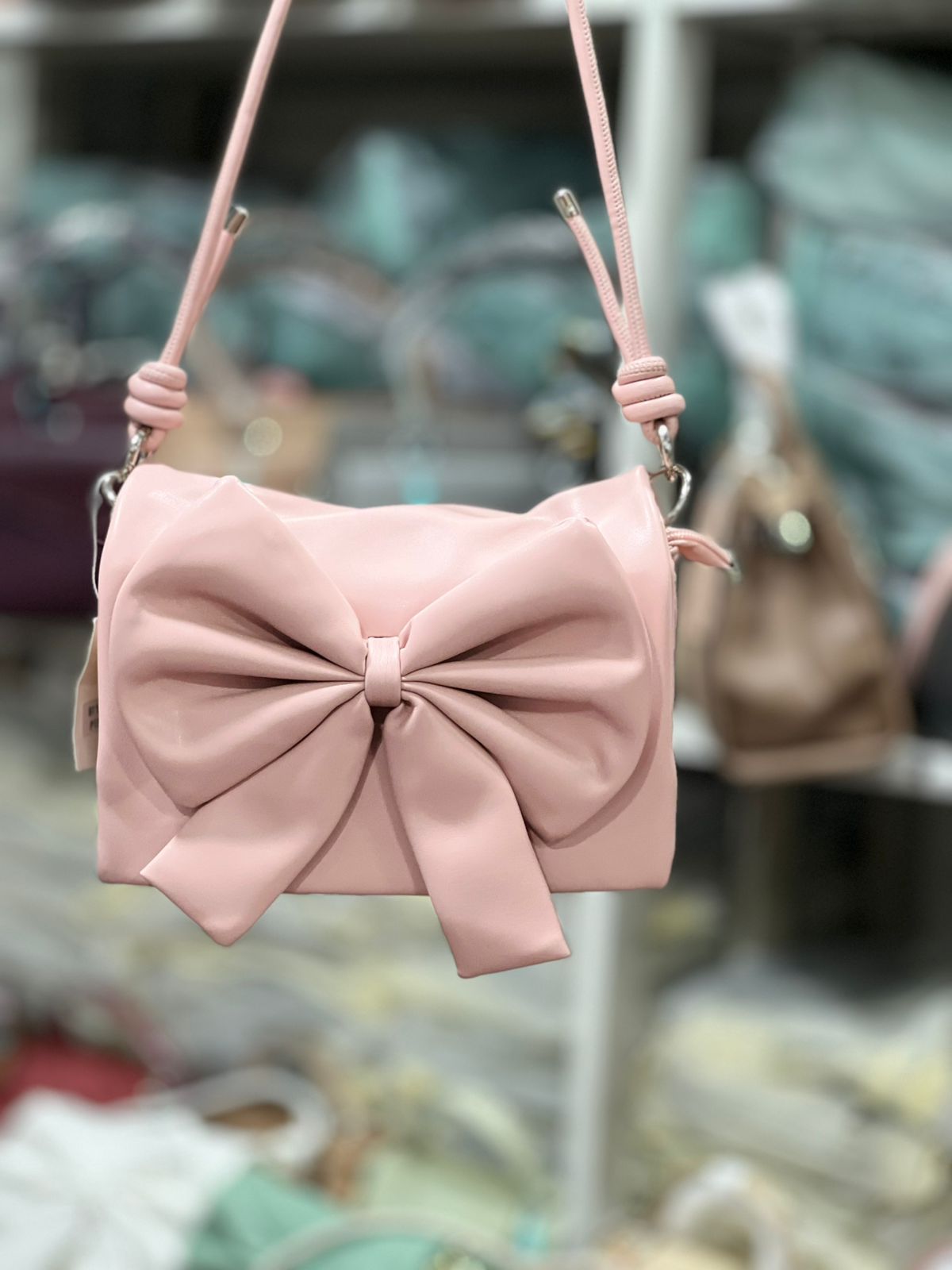 Ivory Bow Shoulder Bag